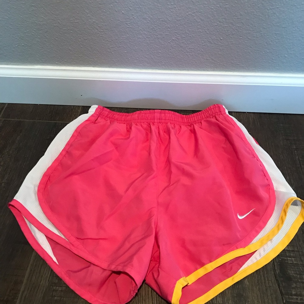 Nike tempo short. Size XS.